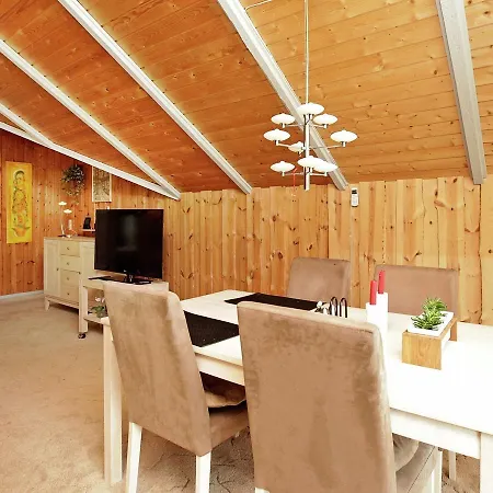 Two-bedroom Holiday In 9 Semesterbostad